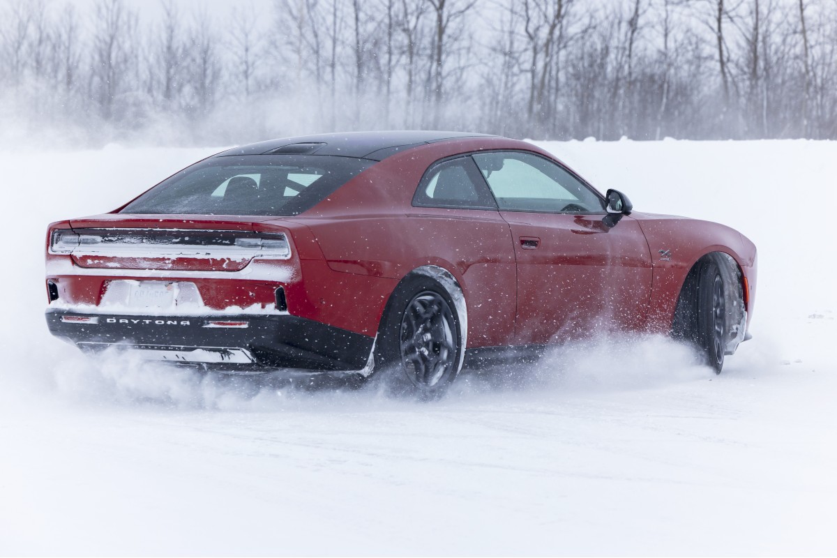 2025 Dodge Charger Daytona EV Exterior Passenger Side Rear Profile in Snow