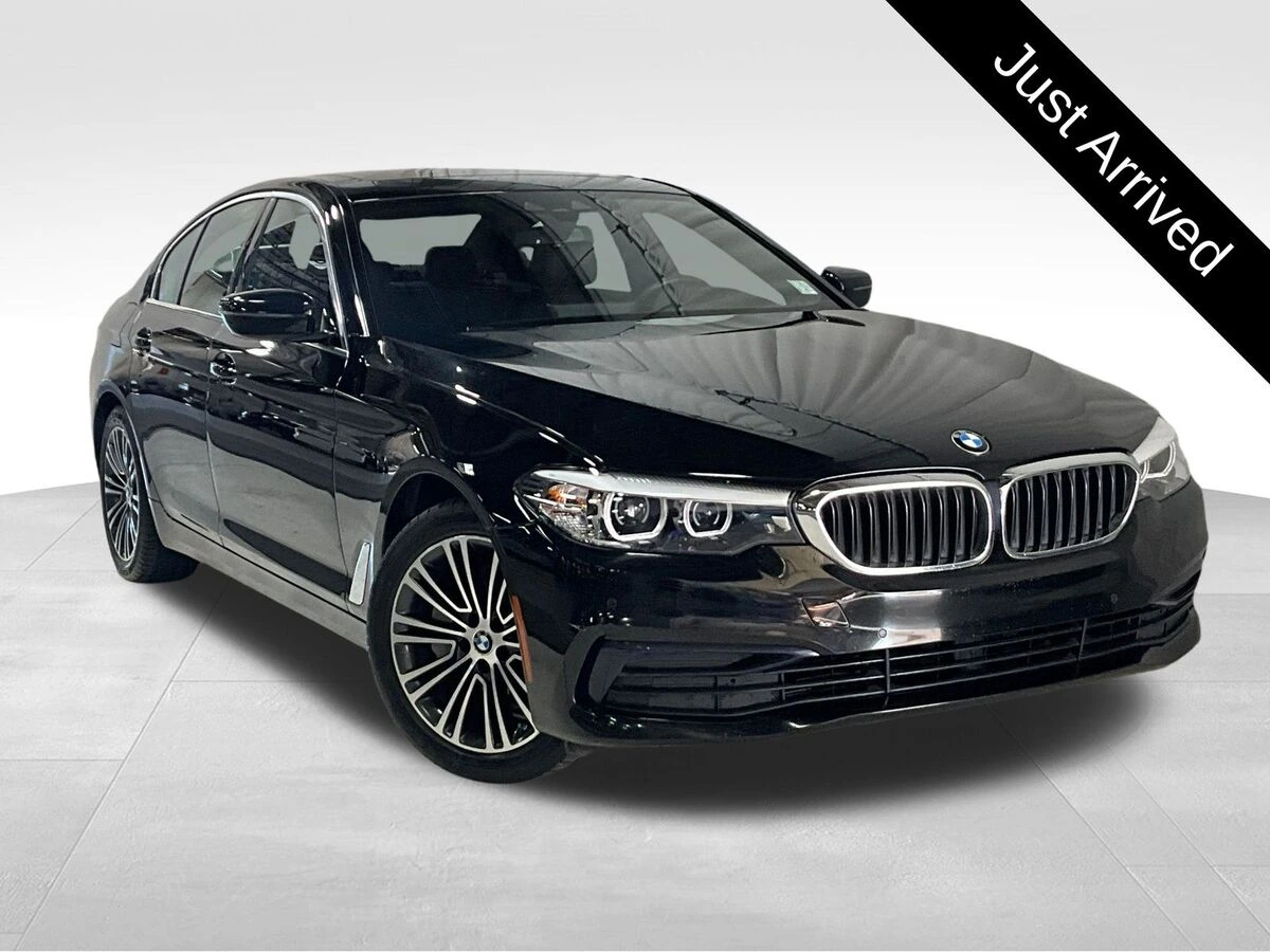 2019 BMW 5 Series 530i xDrive Sedan's photo