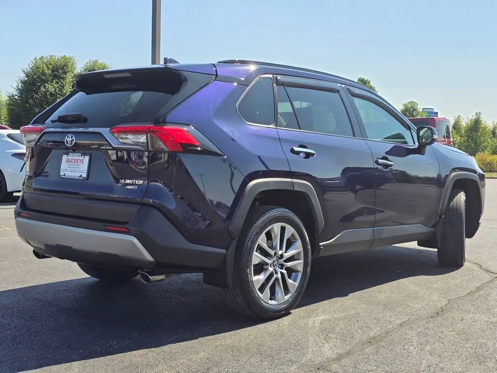 2022 Toyota RAV4 Limited photo 15