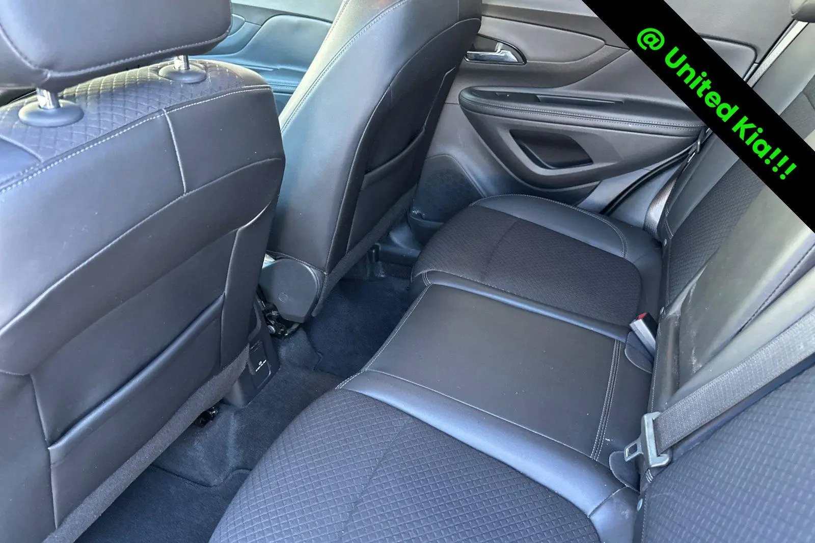 2022 Buick Encore Preferred photo 11