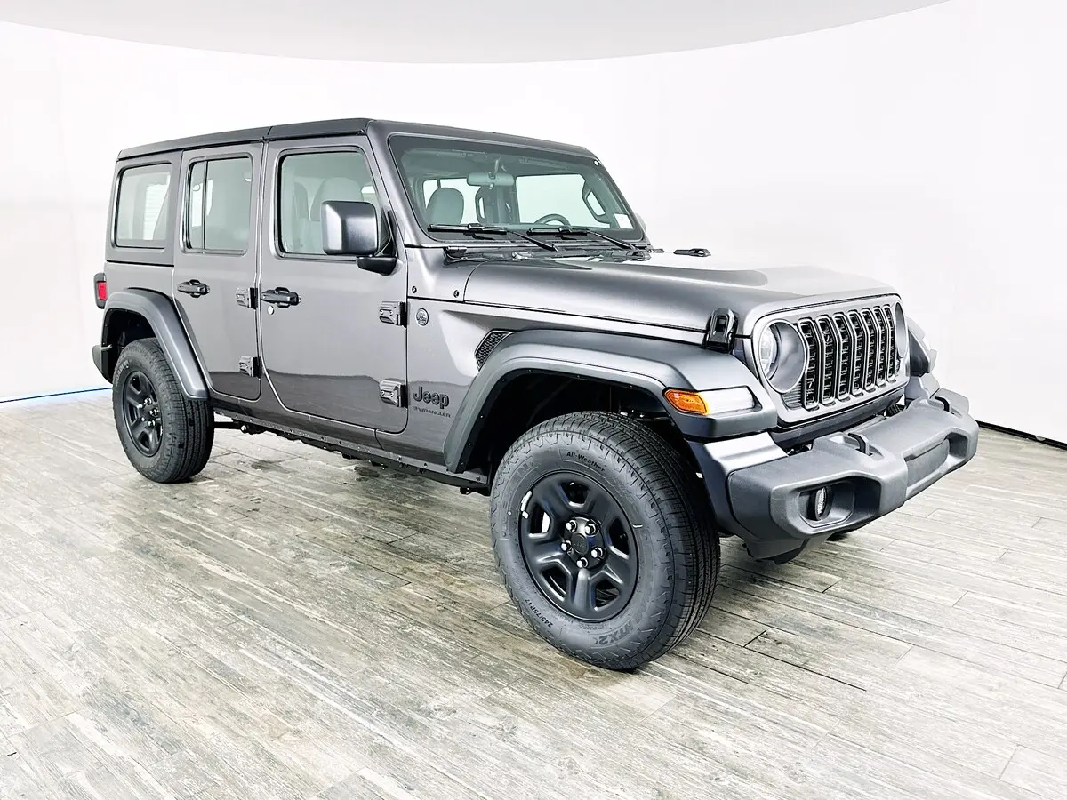 2026 Jeep Wrangler 4-Door Sport's photo
