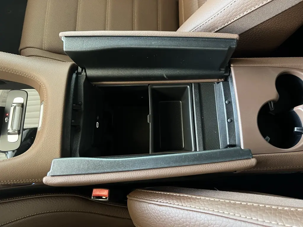 2026 Mercedes Benz GLS 580 4MATIC photo 20