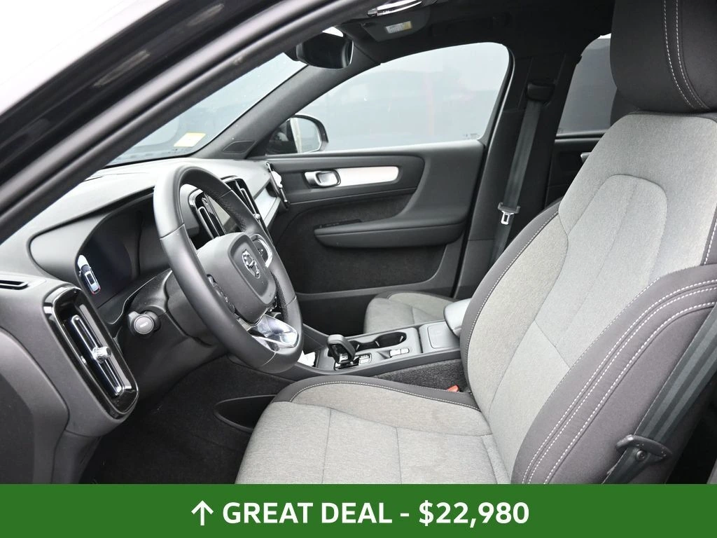 2024 Volvo - image 33