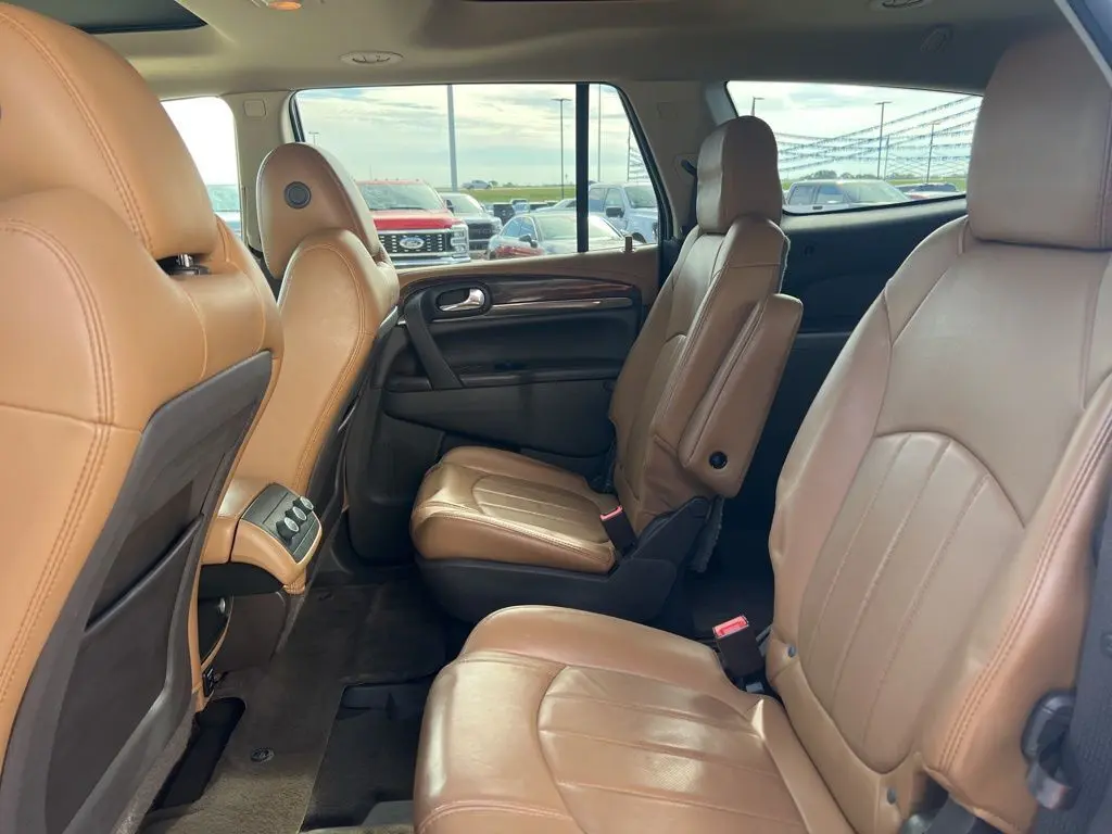2016 Buick Enclave Leather photo 11