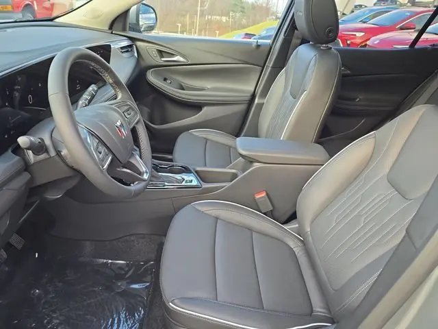 2026 Buick Encore GX Avenir photo 4
