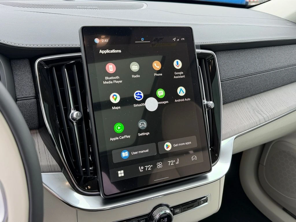 2026 Volvo - image 22