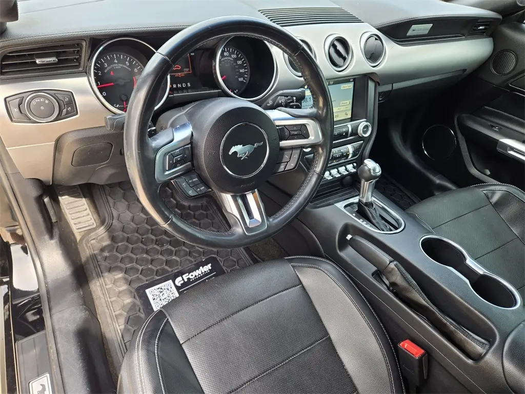 2019 Ford Mustang EcoBoost Premium photo 22