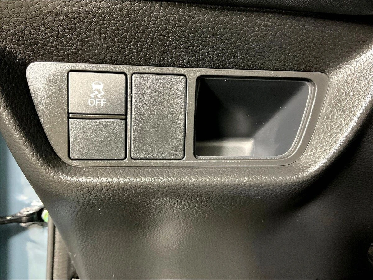 2025 Honda HR-V Sport - Photo 36
