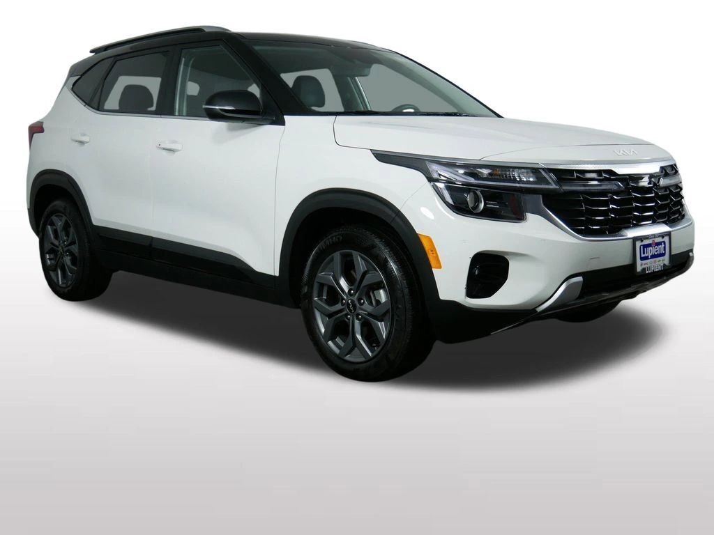 Used 2024 Kia Seltos S with VIN KNDEUCAA1R7572203 for sale in Minneapolis, Minnesota