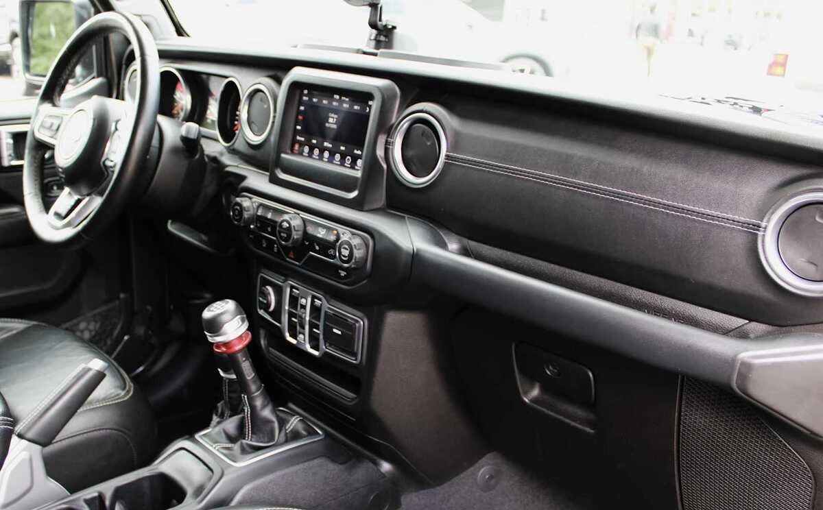 2018 Jeep All-New Wrangler Unlimited Sahara - Photo 24