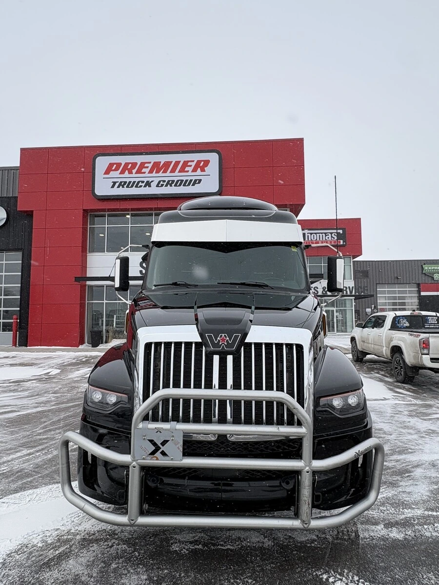 2025 Western Star — photo 2