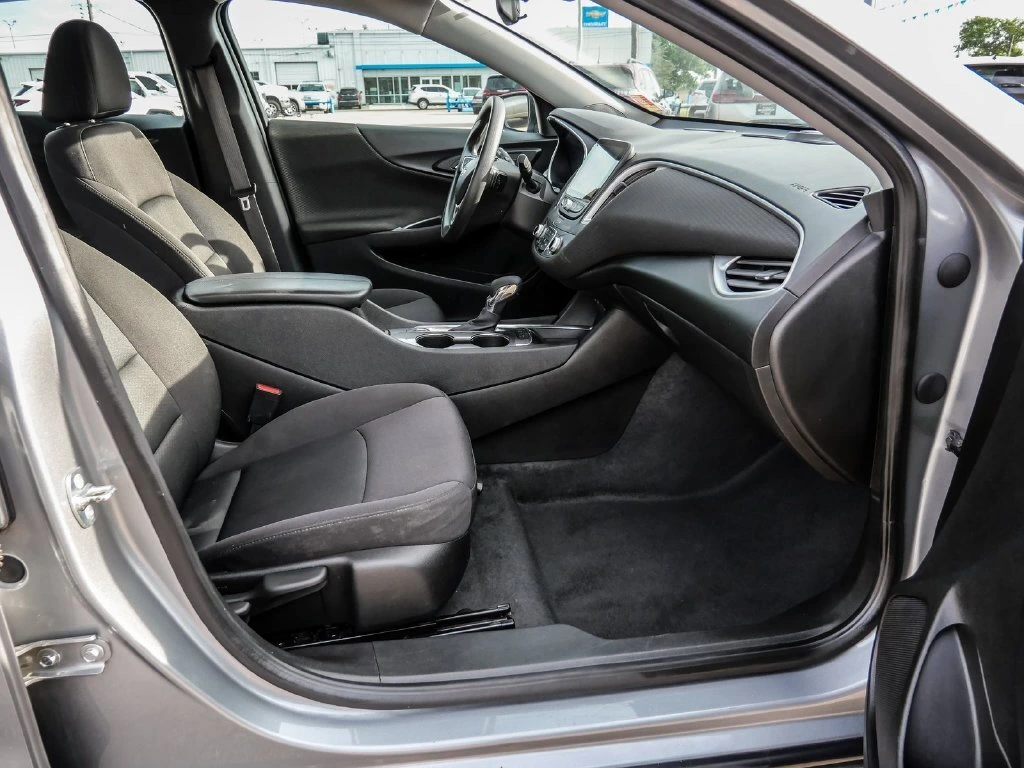 2024 Chevrolet Malibu 1LT - Photo 14