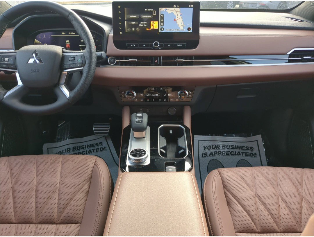 2026 Mitsubishi Outlander SEL - Photo 18