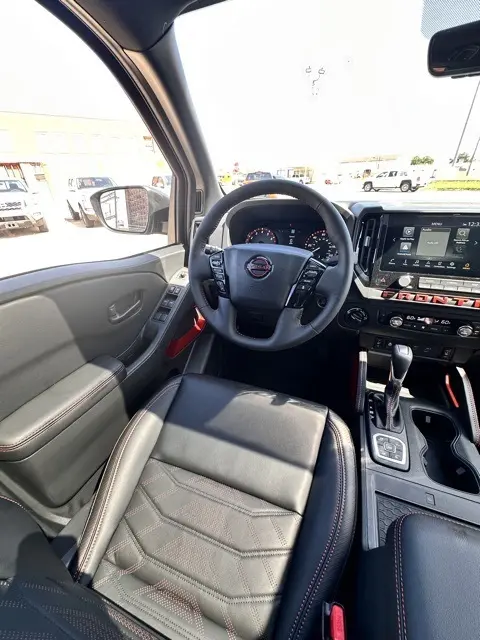 2026 Nissan Frontier PRO-4X photo 27