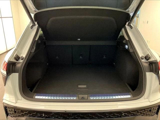 2026 Audi Q3 Base - Photo 11