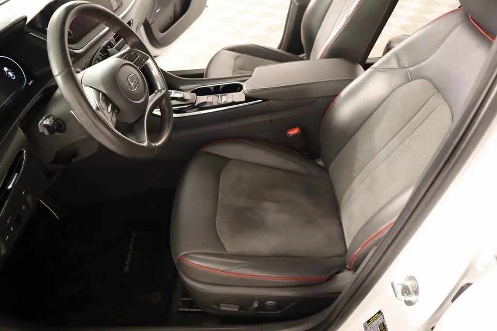 2022 Hyundai Sonata SEL Plus photo 12