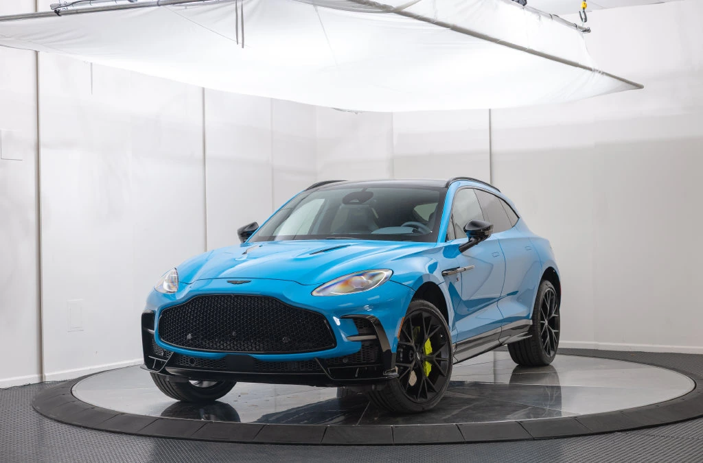 2026 Aston Martin DBX