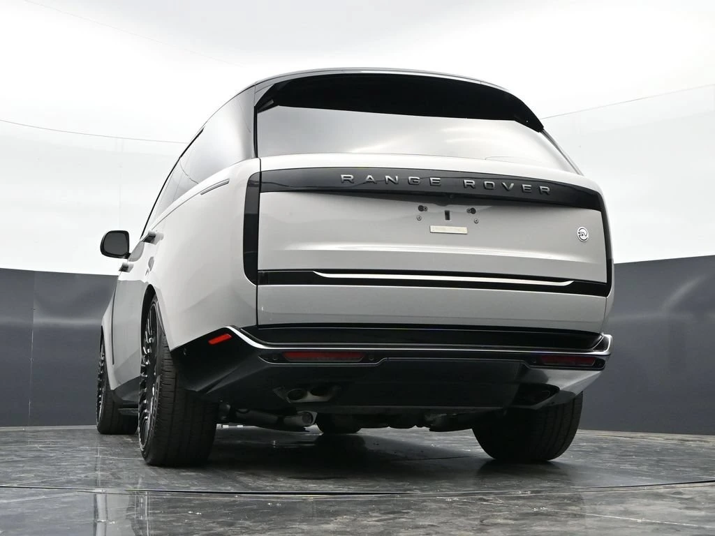 2025 Land Rover Range Rover SV - Photo 49