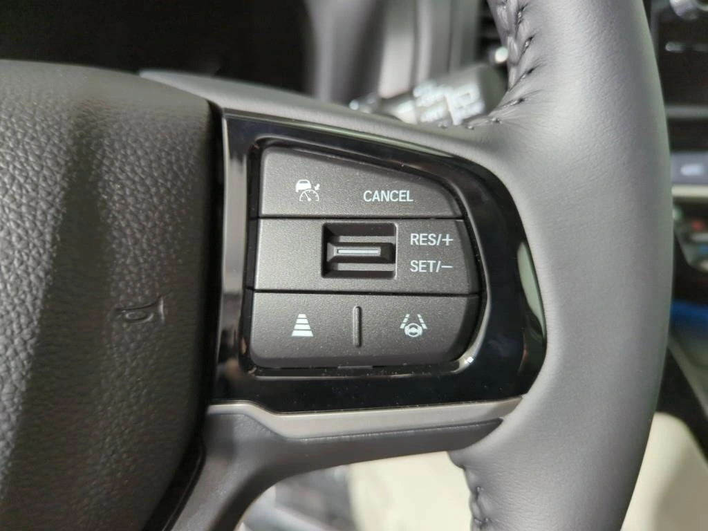 2026 Honda Odyssey Touring - Photo 15