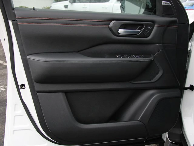 2026 Nissan Armada PRO-4X - Photo 16