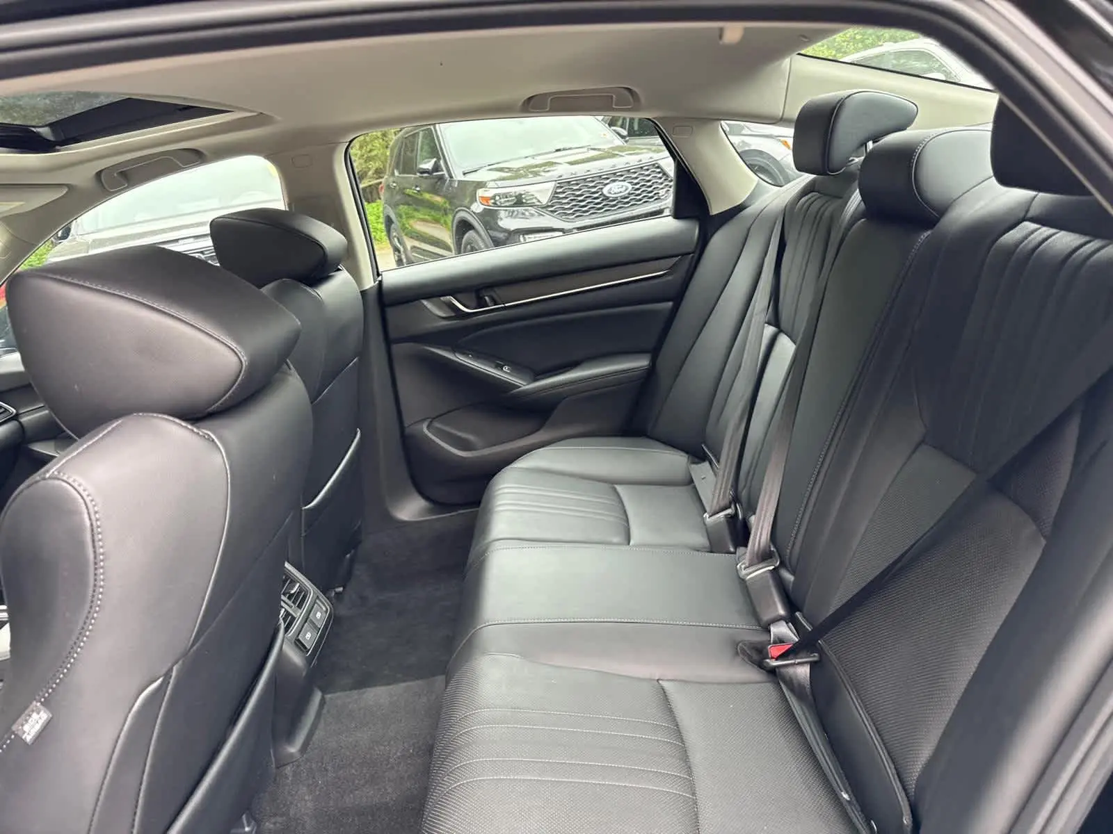 2022 Honda Accord Hybrid Touring photo 29