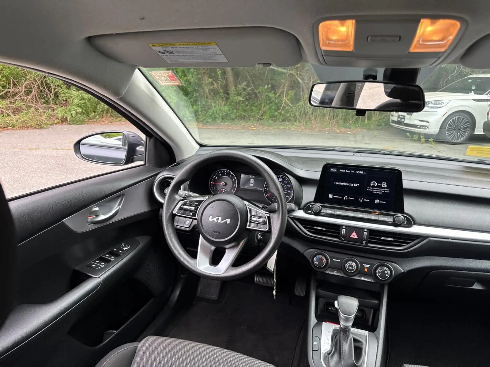 2024 Kia Forte LXS photo 34