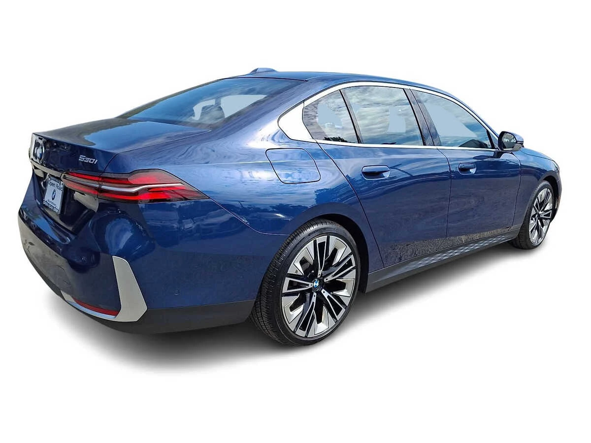 2026 BMW 5 Series 530i - Photo 6