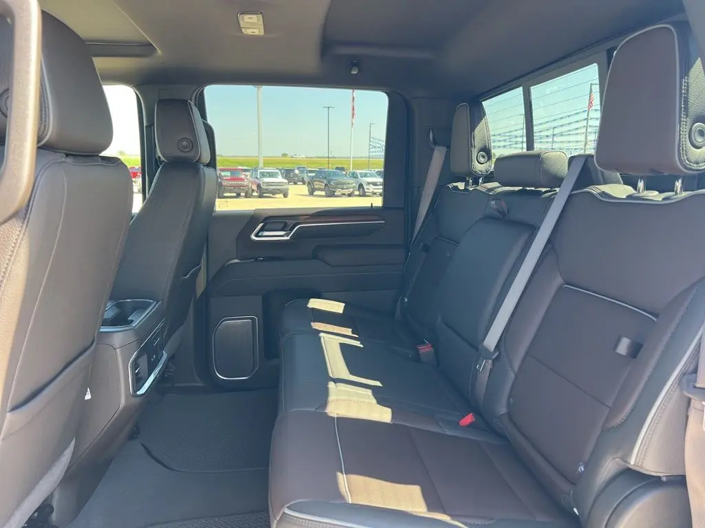 2025 Gmc Sierra HD Denali photo 15