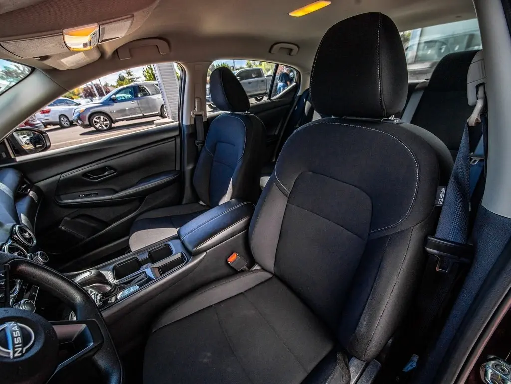 2024 Nissan Sentra S photo 7
