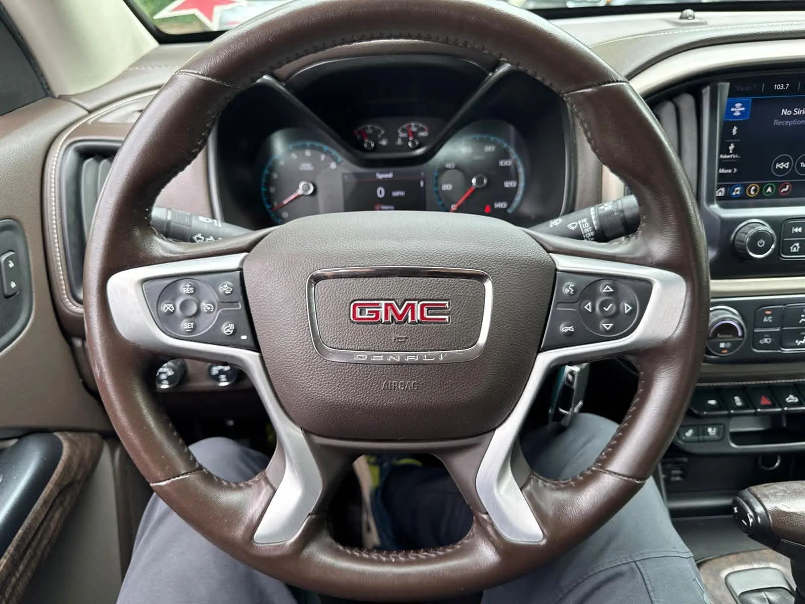 2021 Gmc Canyon Denali photo 16