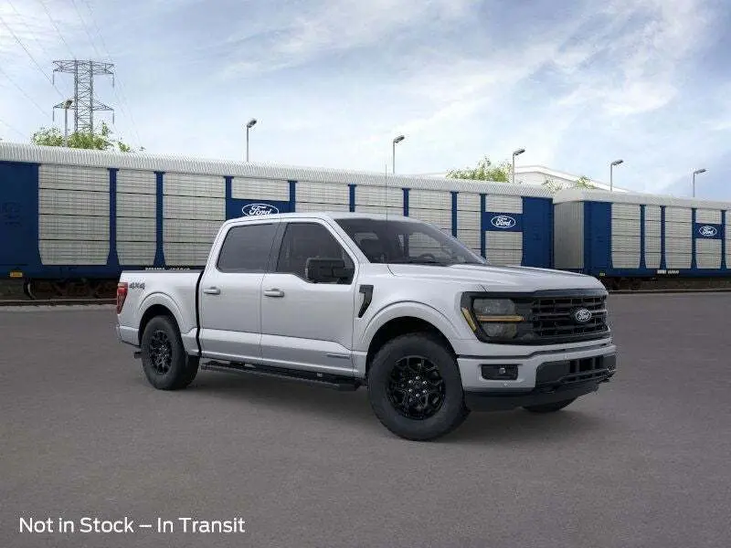 2025 Ford F-150 XLT photo 5