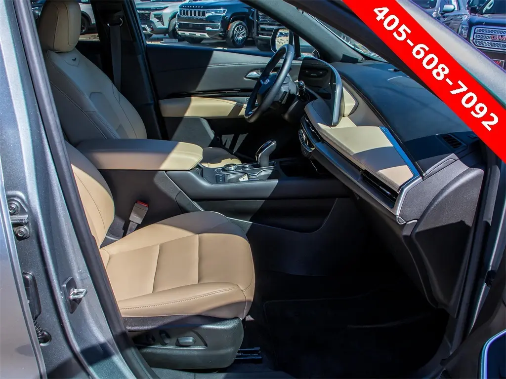 2024 Cadillac XT4 Luxury photo 11