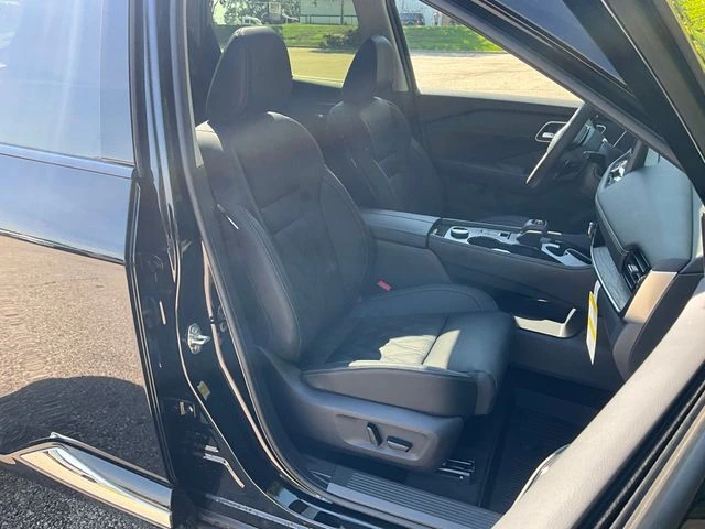 2026 Nissan Rogue Platinum - Photo 30