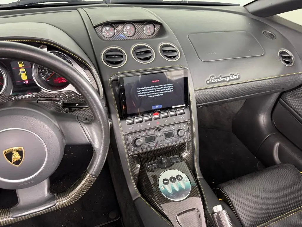 2006 Lamborghini Gallardo Base photo 19