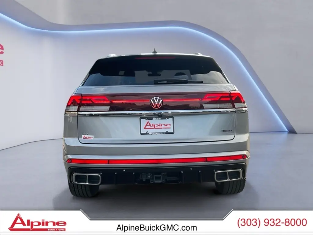 2024 Volkswagen Atlas Cross Sport SEL Premium R-Line photo 3