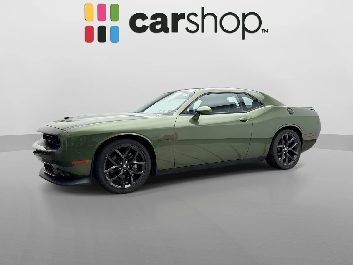2022 Dodge Challenger R/T's photo