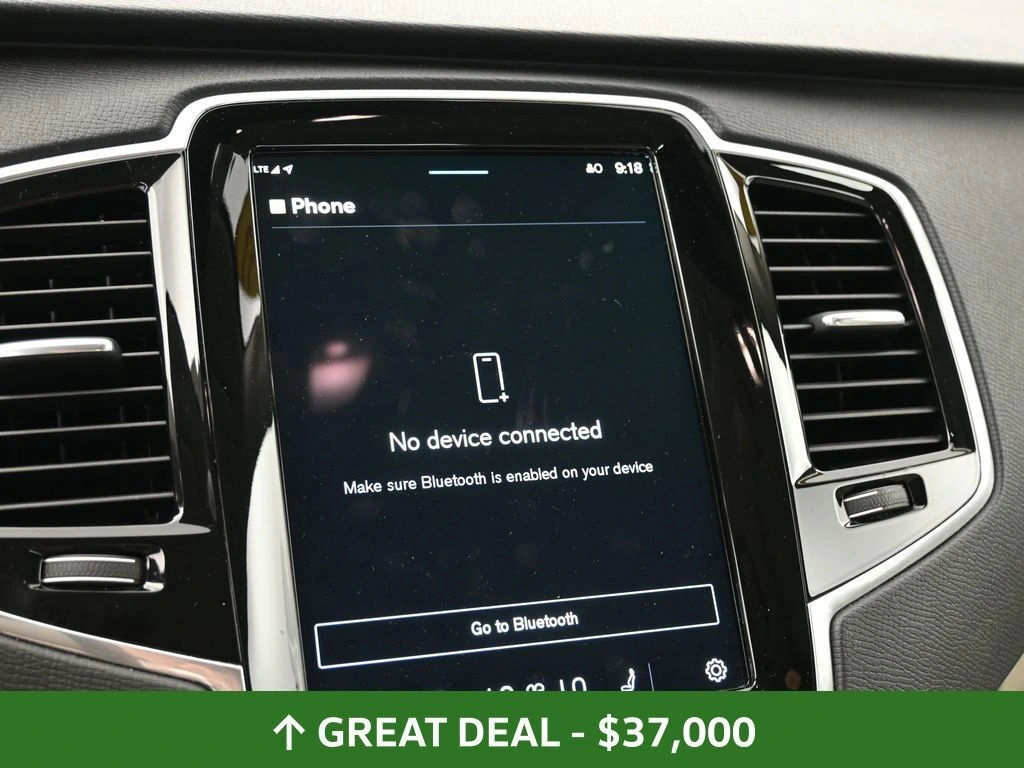 2023 Volvo - image 32