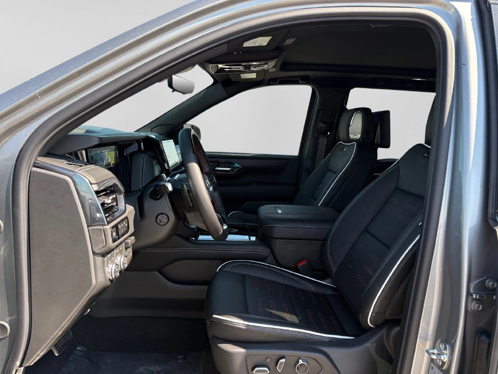 2026 GMC Yukon AT4 Ultimate - Photo 19