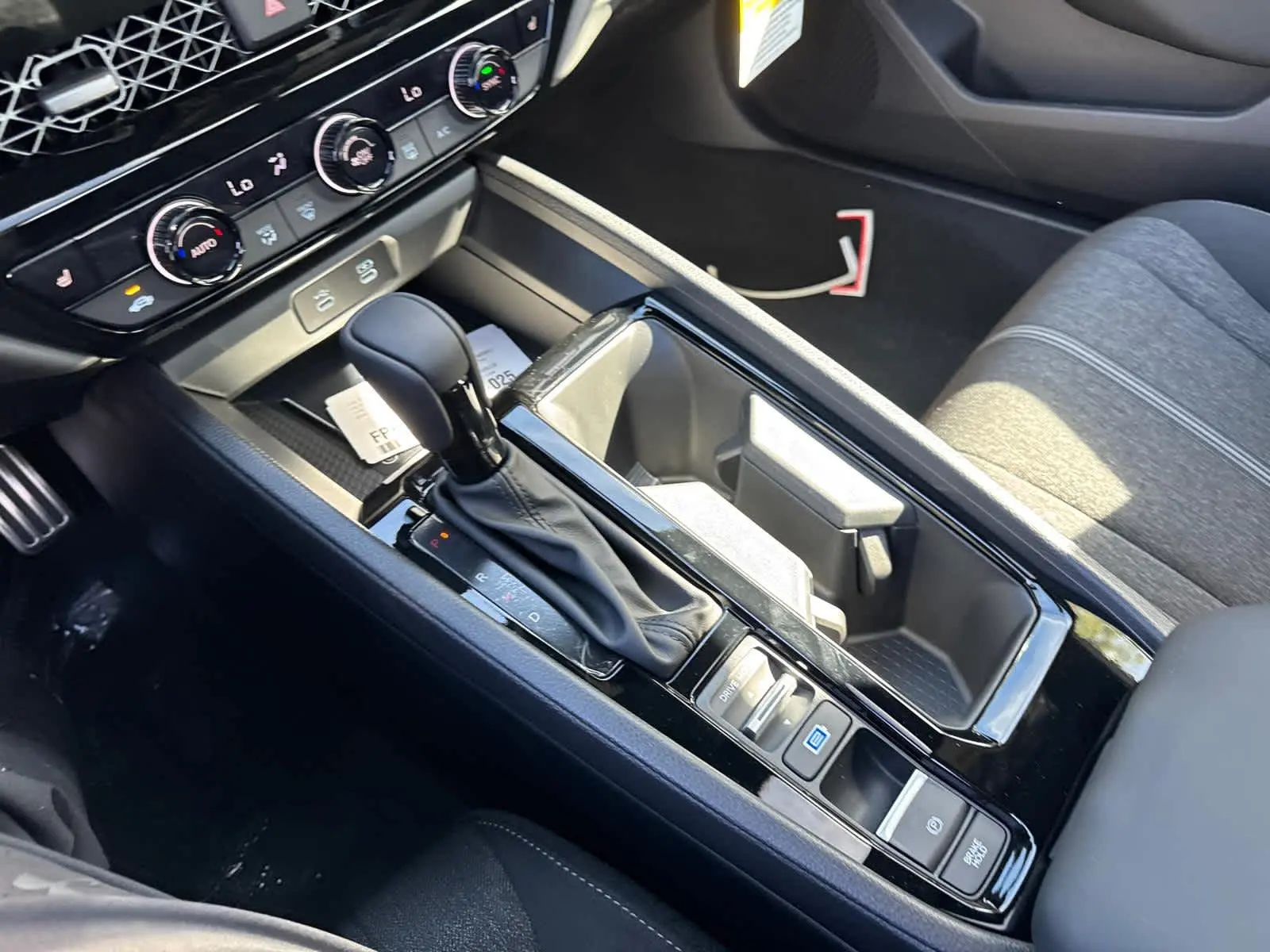 2025 Honda Accord Hybrid Sport photo 25