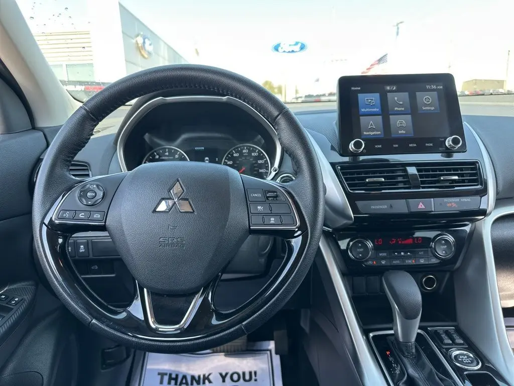 2024 Mitsubishi Eclipse Cross SEL photo 4