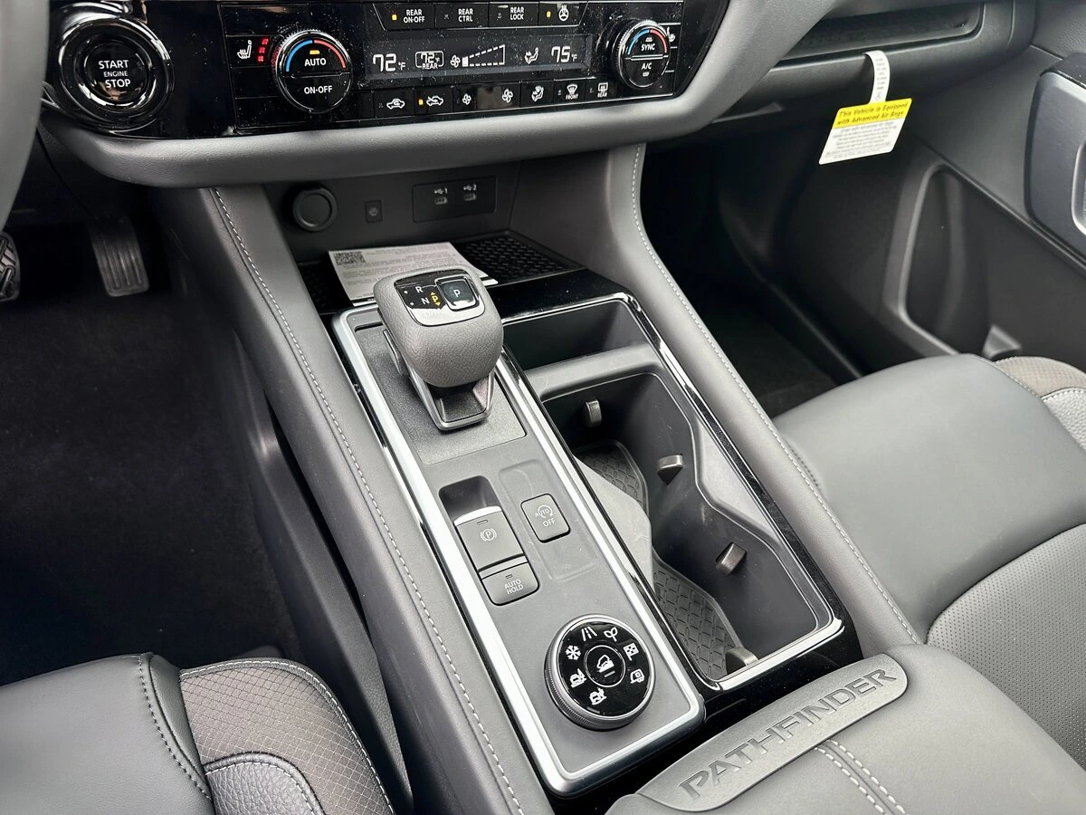 2026 Nissan Pathfinder SL - Photo 31