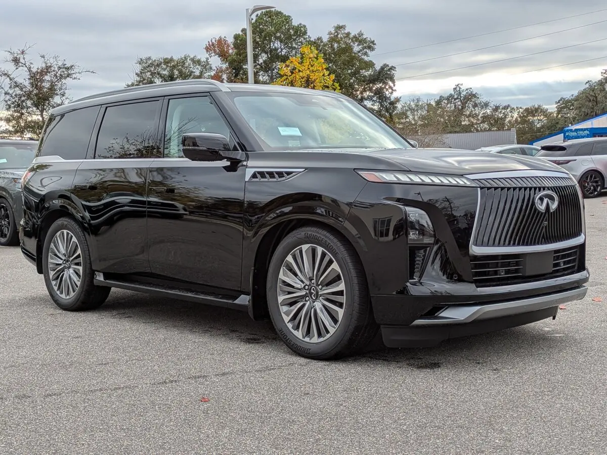2026 INFINITI QX80 Luxe's photo