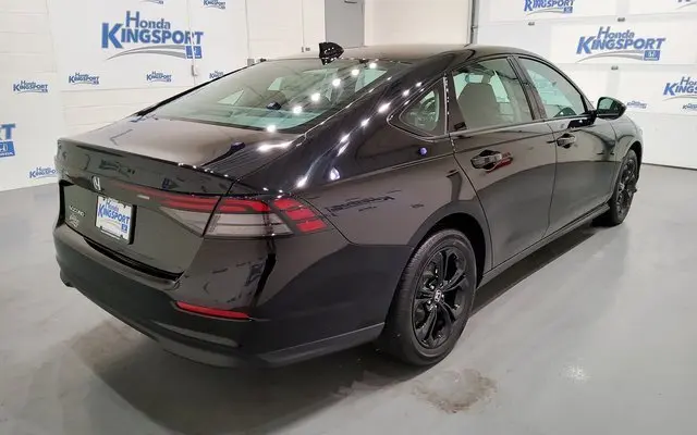 2025 Honda Accord SE photo 2