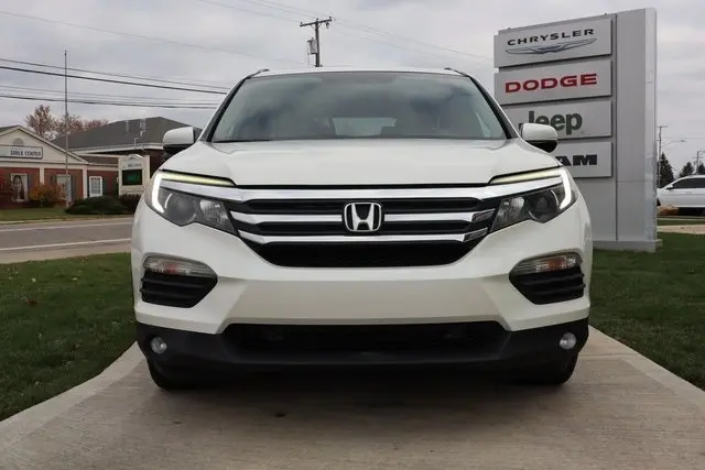 2016 Honda Pilot EX-L photo 4