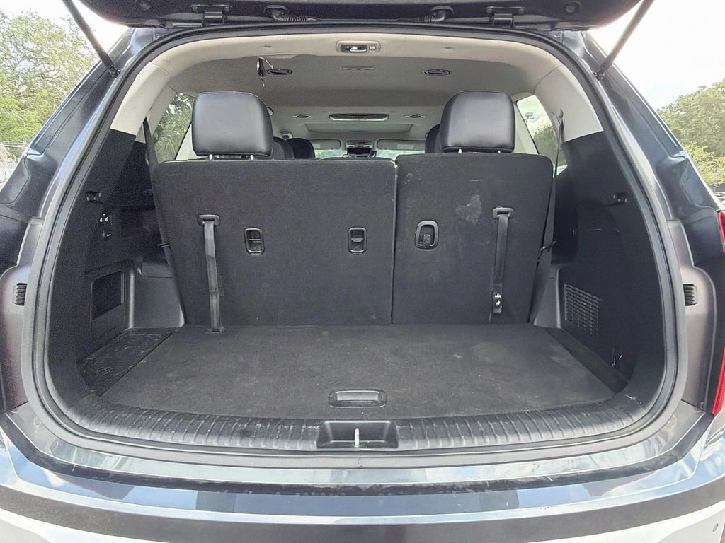 2024 Kia Telluride S - Photo 11