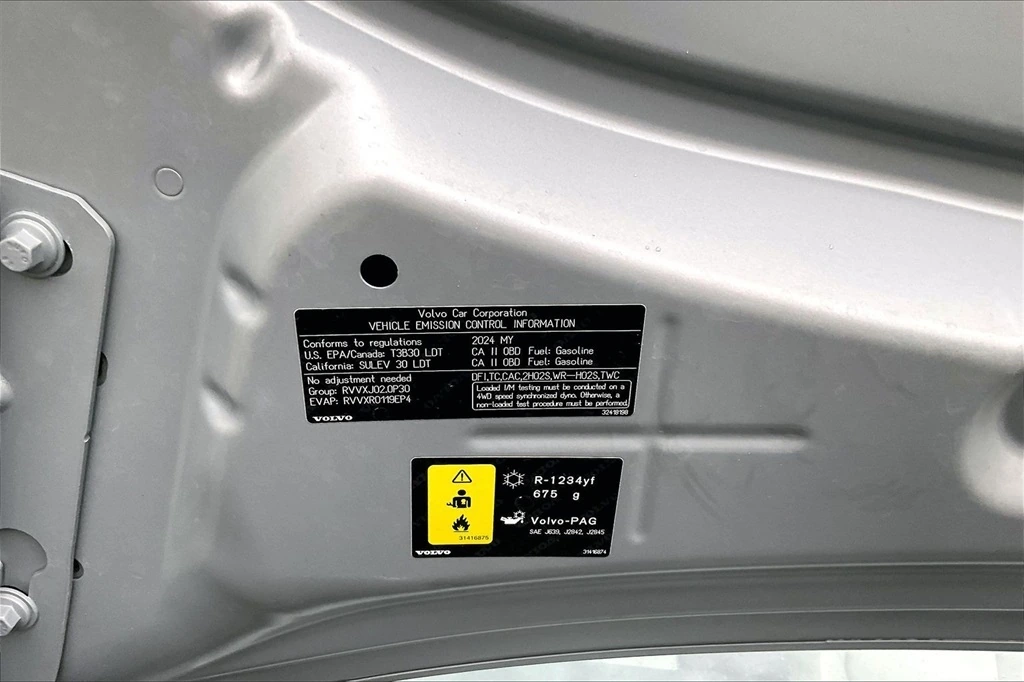 2024 Volvo - image 31