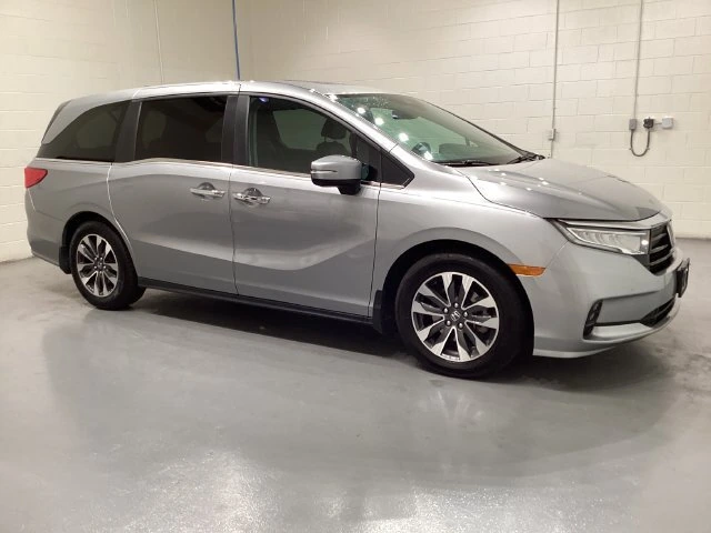 2024 Honda Odyssey EX-L - Photo 8