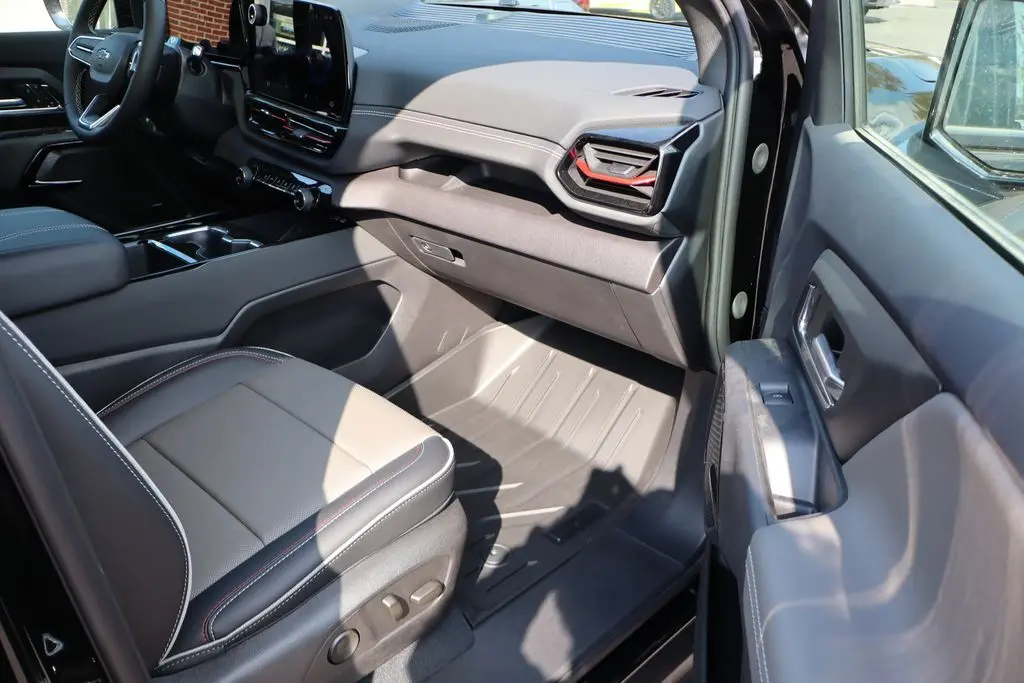2026 Chevrolet Silverado EV Trail Boss photo 46