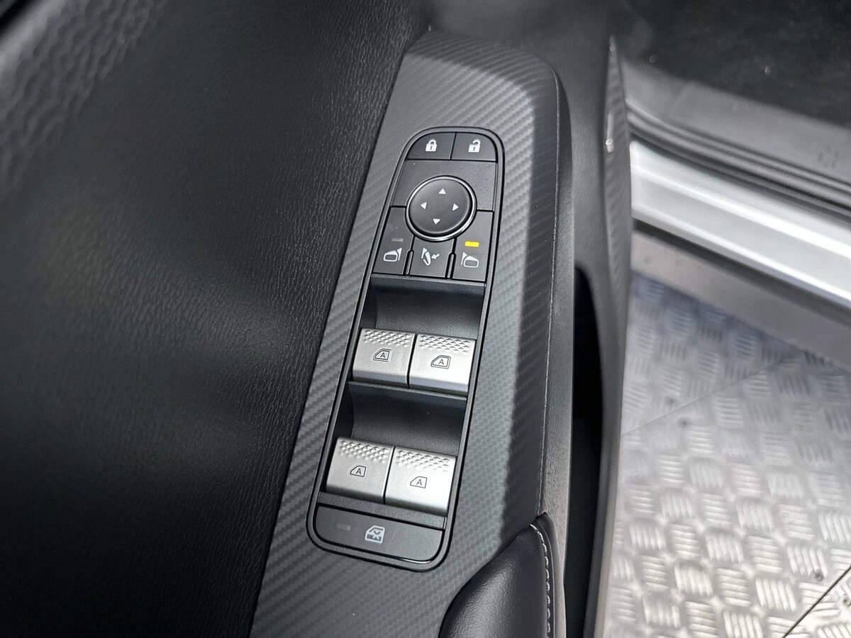 2026 Mitsubishi Outlander Plug-in Hybrid SE - Photo 15