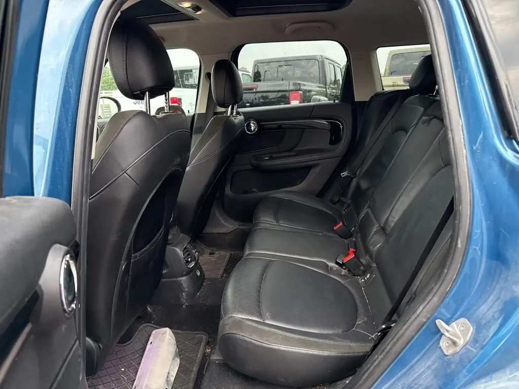 2018 Mini Cooper S ALL4 photo 11